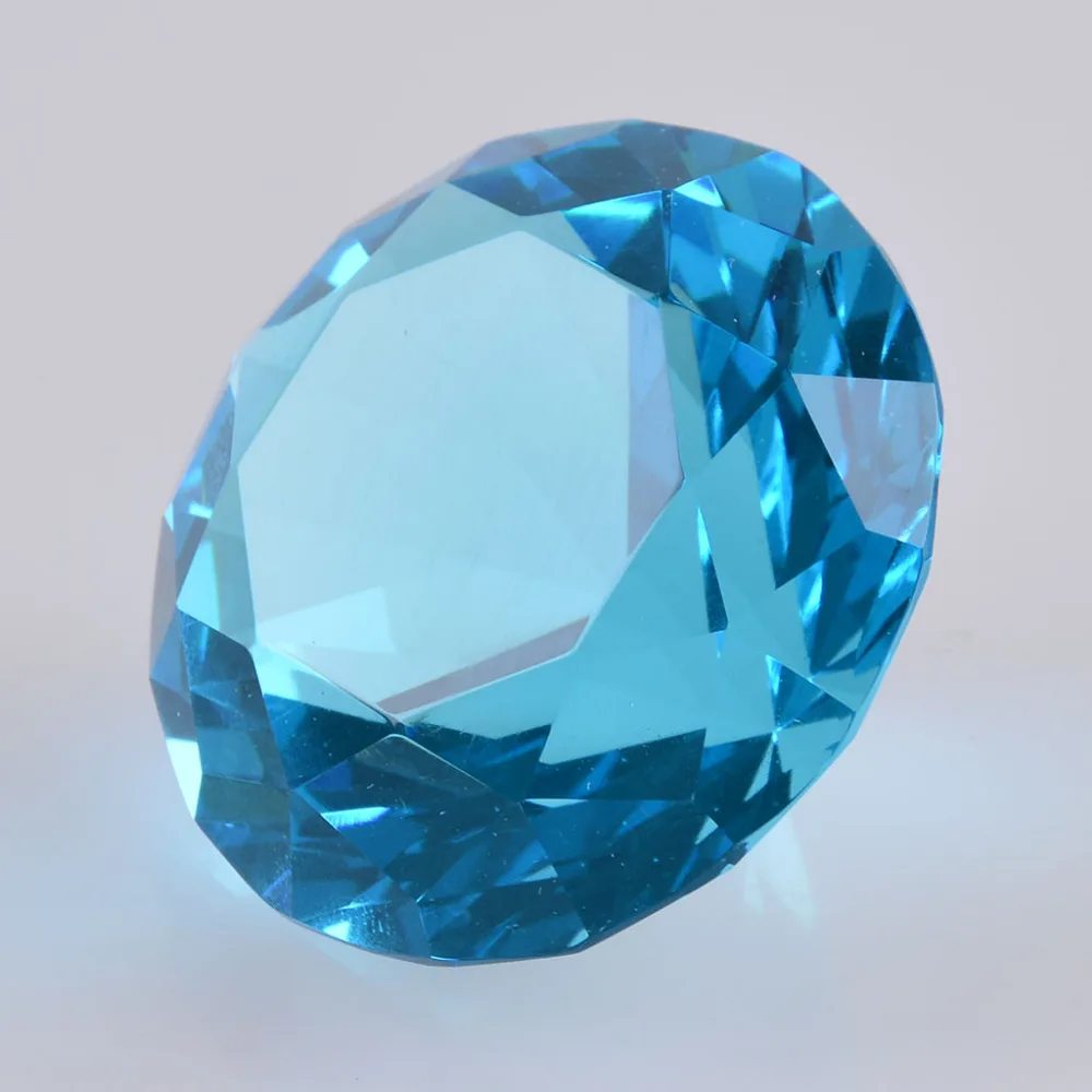 Diamond crystal