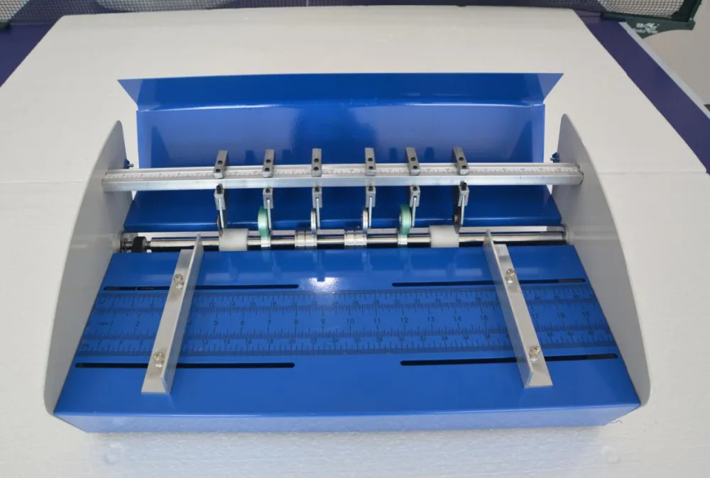 electric creasing machine, card folding machines,R460 book cover creasing machine,color pages dashed machine