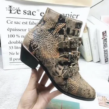 

2018 autumn winter women's boots pointed rivet belt buckle shoes leather fashion rivets thick with locomotive Martin boots