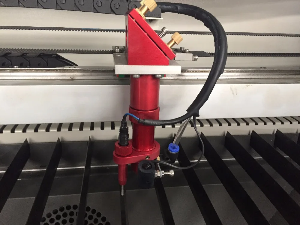 Acrylic laser cutting machine (5)
