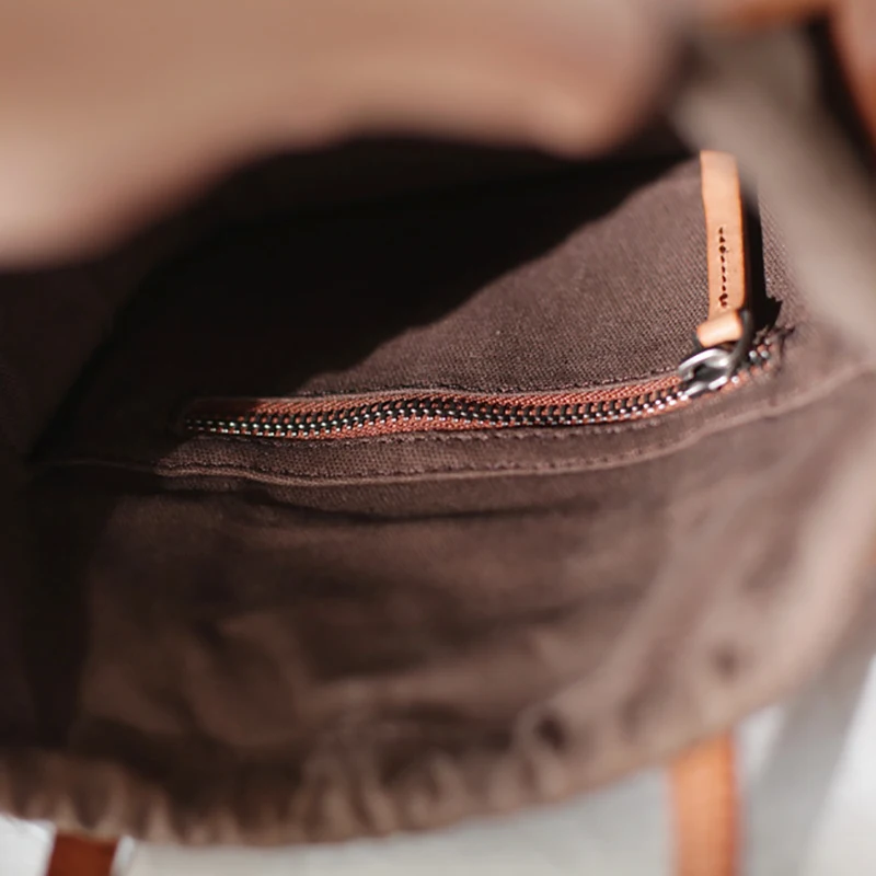 AETOO Hundred Ride small square bag, Harajuku wind oblique carrying small bags, female retro bucket bag