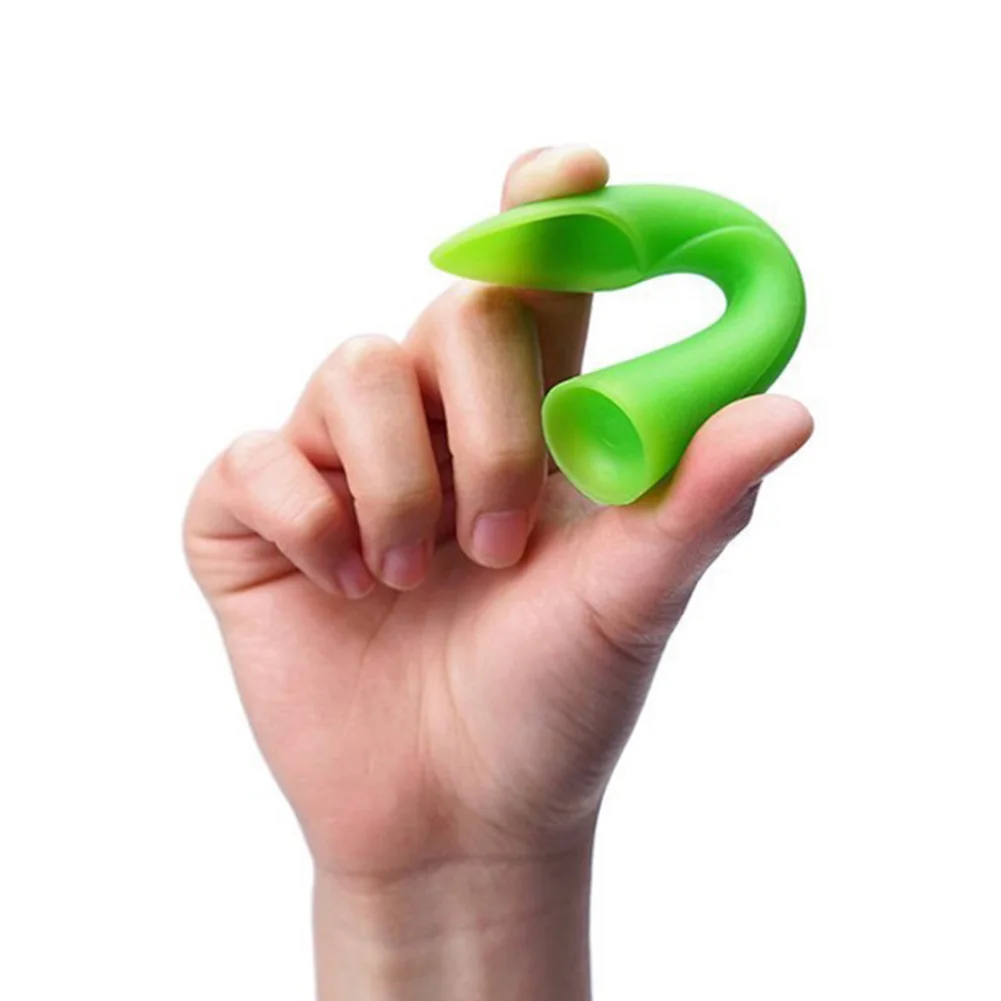 2PCS 2 colors baby silicone spoon infant soft-tip spoon bamboo leaf tooth gel spoon Teether for baby feeding tool