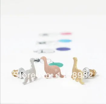 

Fashion plated Pink-gold Dinosaur Stud Earrings