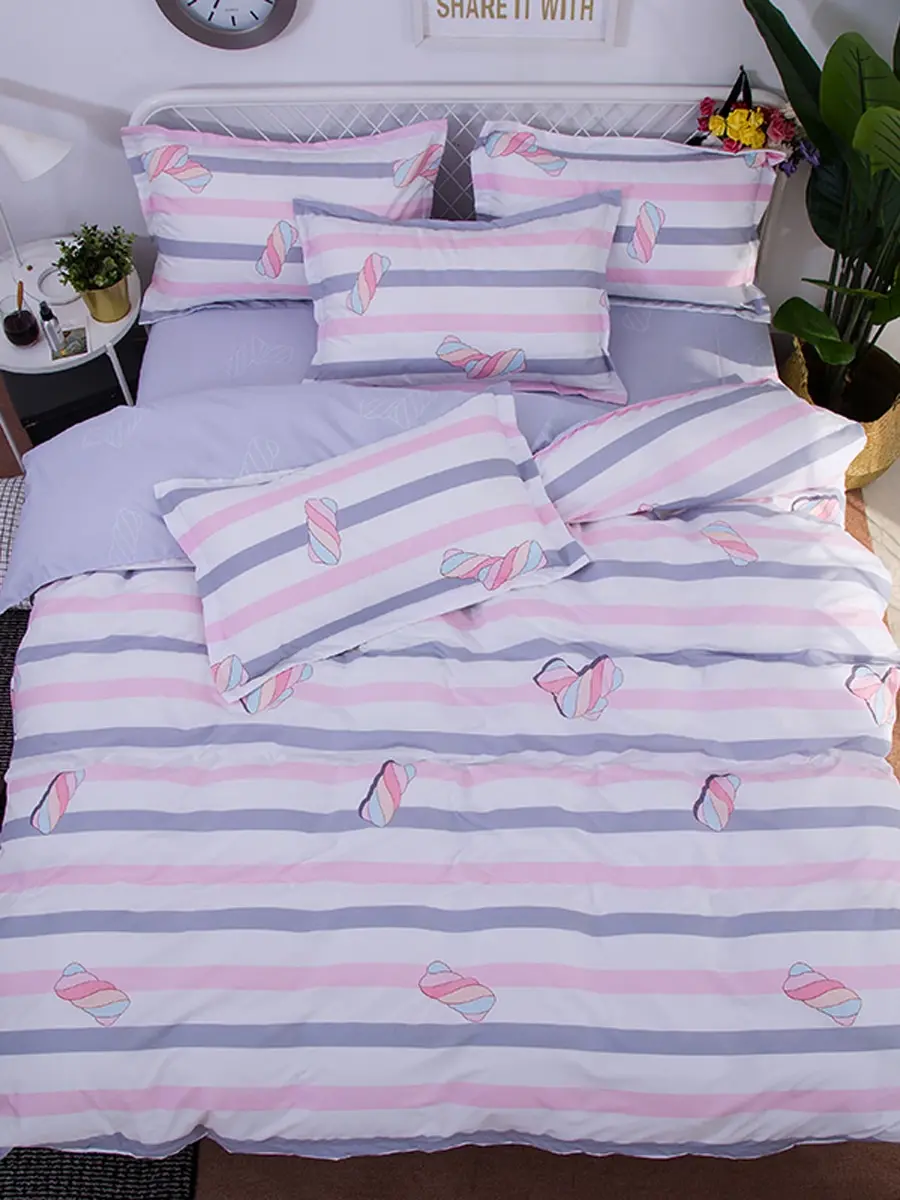 

4Pcs Bedclothes Set Fresh Sweet Striped Candy Pattern Cozy Soft Bedding Set