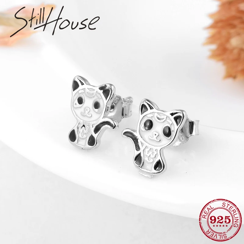 

Black and white Enamel cute Small kitten Shape Authentic 925 Sterling Silver Stud Earrings For Children Girls Enamel Jewelry