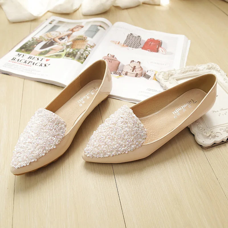 

2019 summer new style simple and simple solid color pointed flat shoes women leather comfortable wild sequin flat shoes