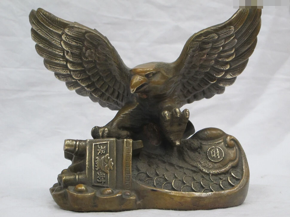 

7"Chinese geomancy Bronze Flying eagle Hawk Recruit the wealth Bi Coin