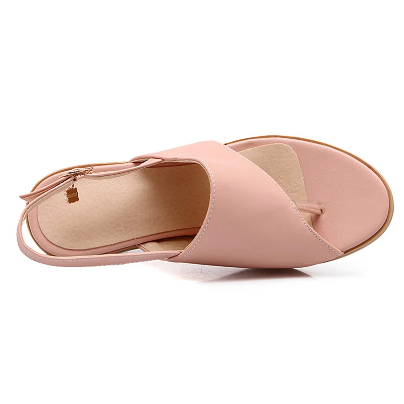

Women Sandals Summer Vintage Style Gladiator Platform Square Heels Beach Shoes Woman Bohemia Sandal Plus Size XWZ5203