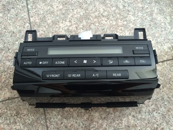 

For Toyota Land Cruiser LC200 2008-15 Air Conditioning Panel Controller