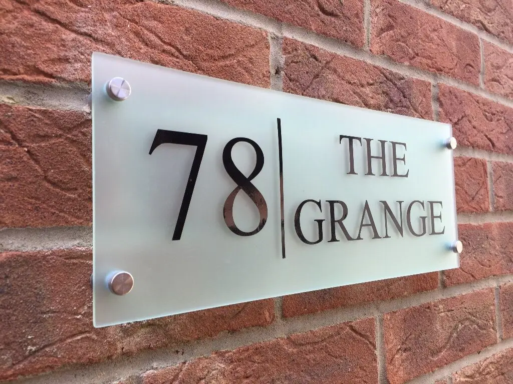 

Customize MODERN HOUSE SIGN PLAQUE NUMBER / STREET GLASS EFFECT ACRYLIC NAME 400MM/140MM