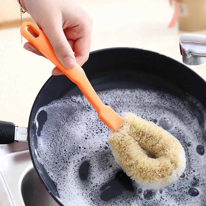 

Hangable natural coconut brown non-stick oil long handle pot brush Washing dish oil cleaning brush