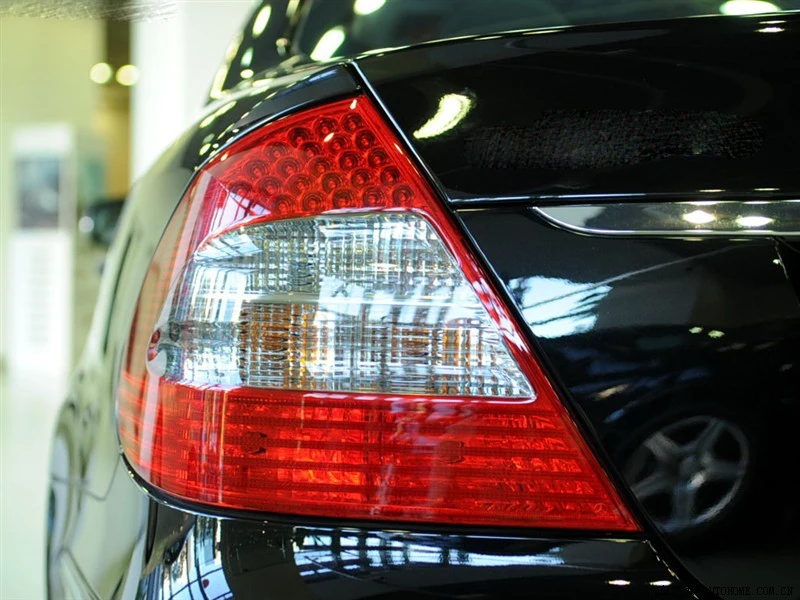 EOsuns светодиодный задний светильник+ тормозной светильник+ указатель поворота Задний бампер светильник отражатель для Mercedes-Benz E Class W211 E200 E220 E240 E260