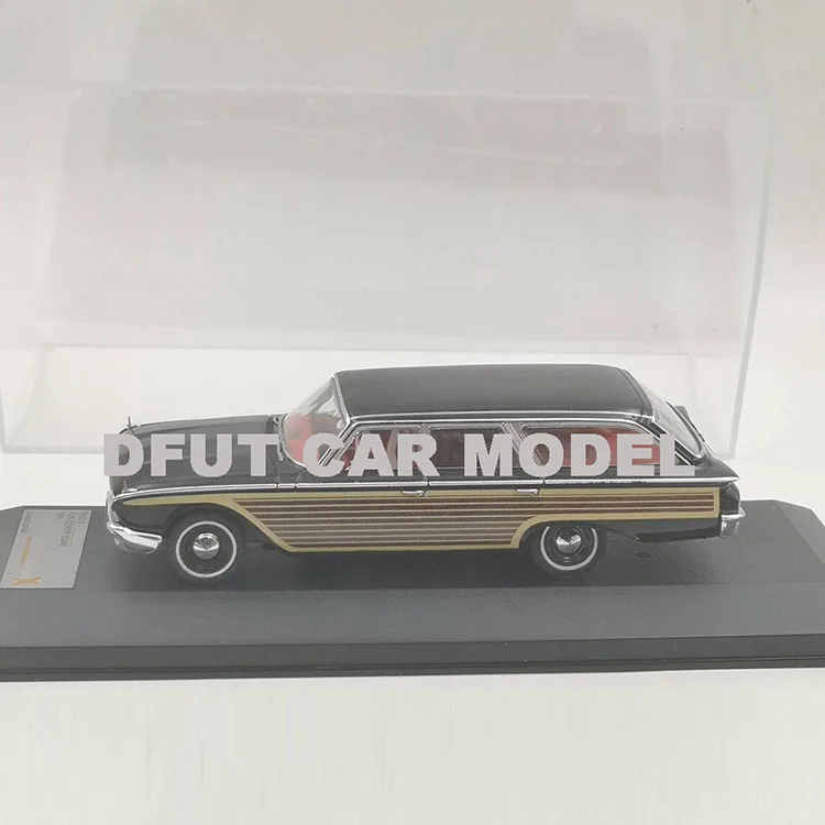 1:43 сплав игрушка с инерционным механизмом кантри Сквайр 1960 автомобиль модель детских игрушечных автомобилей оригинальный авторизованный