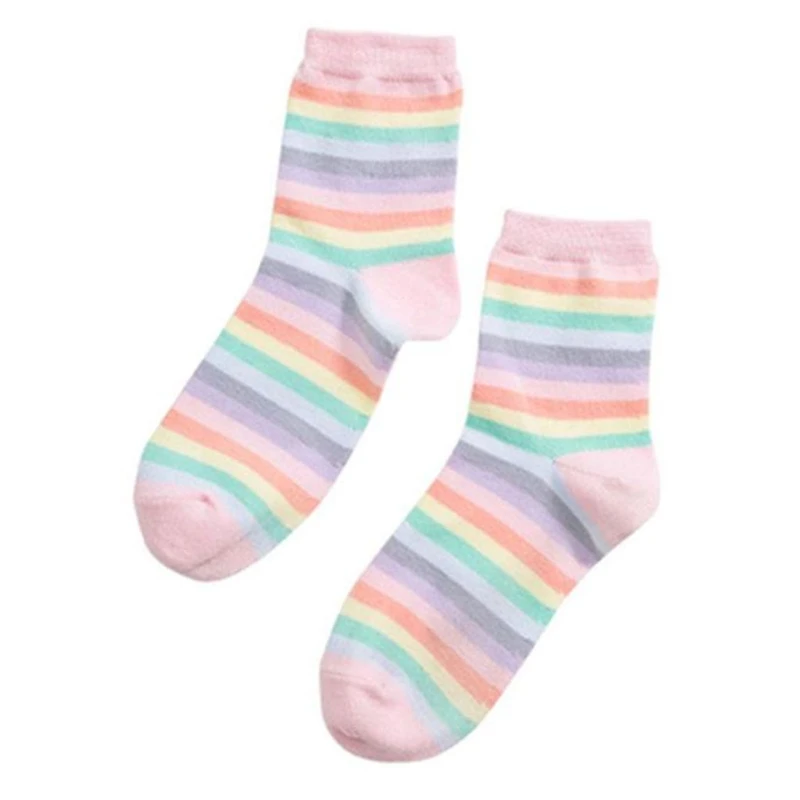 1 пара, женские длинные носки для девочек на осень и зиму, повседневные хлопковые носки в радужную полоску с сердечками