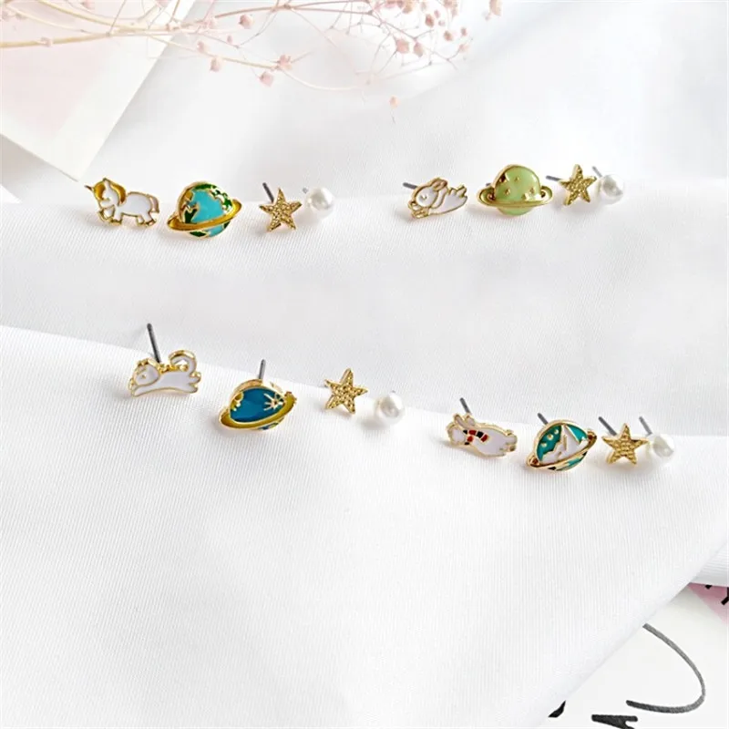 

New Arrival Cute Cartoon Unicorn Rabbit Astronaut Star Enamel Stud Earrings for Women Girls Ear Jewelry Gifts 4 pieces