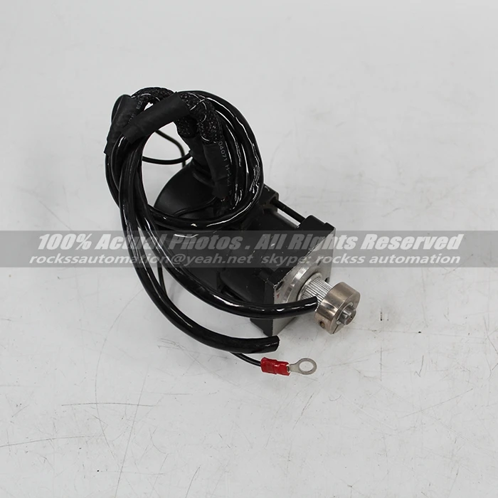 

Free shipping cost Servo motor TS4502N2000E100 Used in good condition