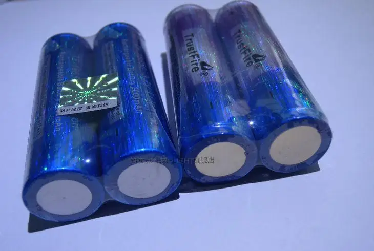 4pcs/lot TrustFire 3.7V 18650 2000mah Lithium Protected Battery Rechargeable Batteries with PCB For Flashlight Torch 4pcs/lot TrustFire 3.7V 18650 2000mah Lithium Protected Battery Rechargeable Batteries with PCB For Flashlight Torch