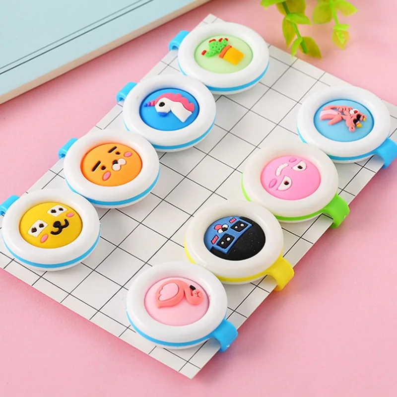

5Pcs/Lot Cartoon Mosquito Repellent Button Baby Kids Buckle Outdoor Anti-mosquito Repellent Portable Random Pattern