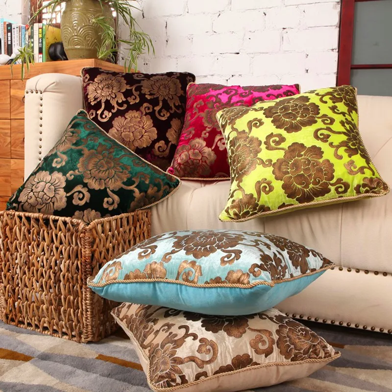 

European Luxurious Bronzing Pillow Cover Red Green Blue Floral Velvet Cushion Cover Home Decorative Pillow with Tassle