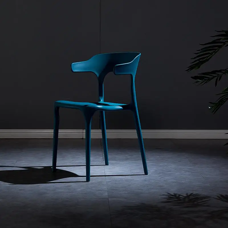 Скандинавское сиденье современный минималистичный пластиковый стул офисный стул домашний обеденный стол и стулья кафе Досуг рога стул - Цвет: Style 17