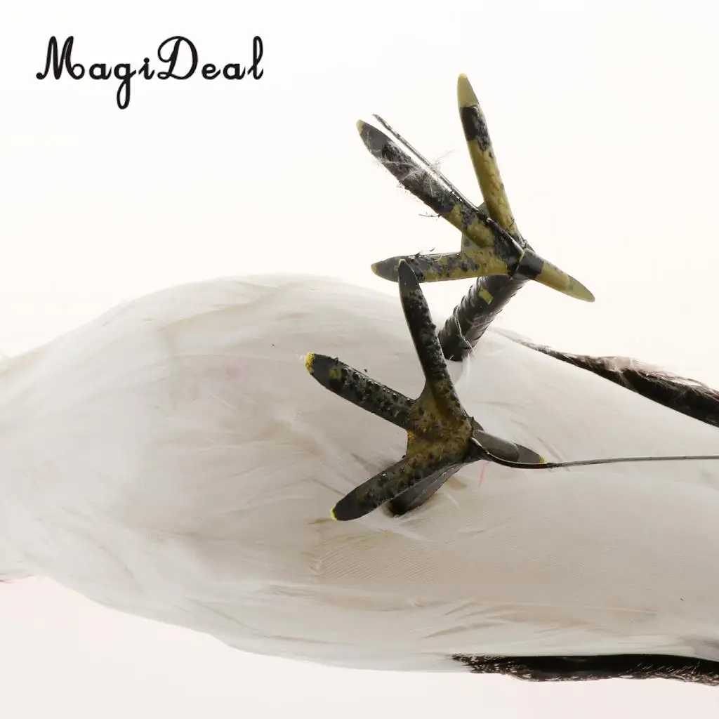 Realistic Artificial Animal Feather Garden Figure Woodpecker Bird Model Home Park Garden Tree Ornament Decor