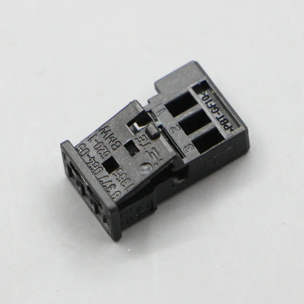 

Applicable the W MQB platform Passat B8L Golf 7 MK7 Tiguan L Touran L Octavia Rain sensor plug