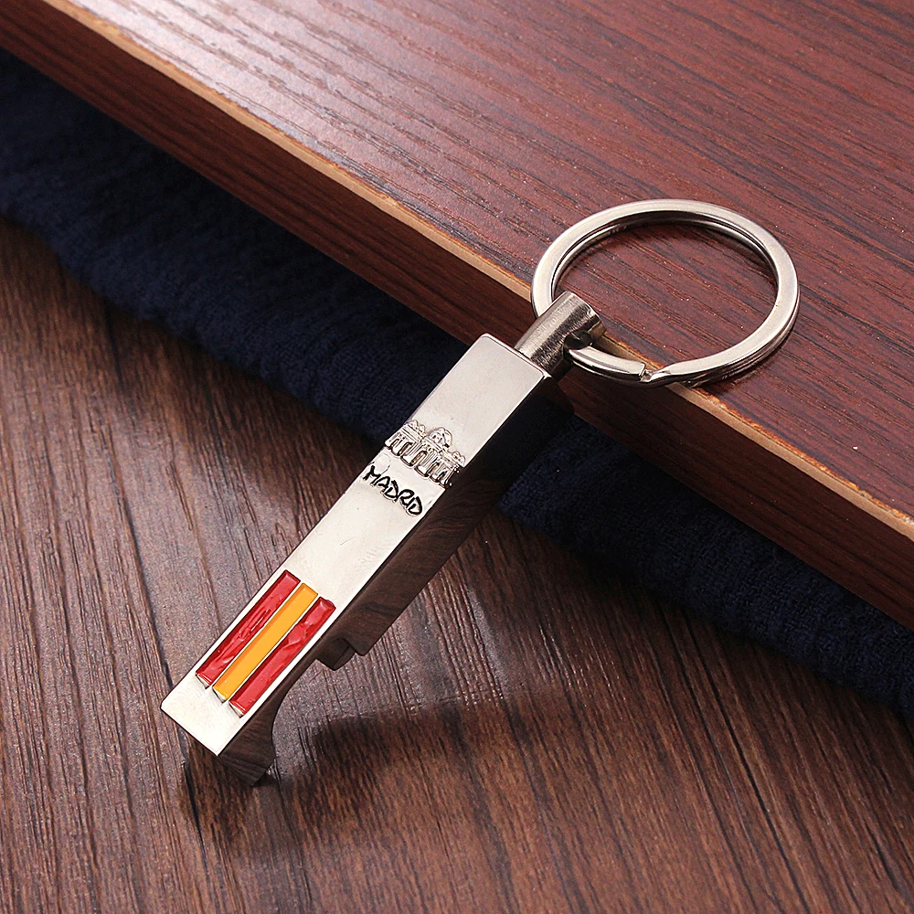 

Vicney New Style Spain Flag Opener Keychain High Quality Zinc Alloy Madrid Alcala Gate Pattern Featured bottle opener Key Chain