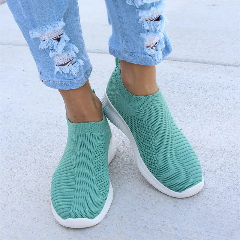 

Women Sneakers 2019 Female Knitted Vulcanized Shoes Casual Slip On Ladies Flat Shoe Mesh Trainers Soft Footwear Zapatos Mujer