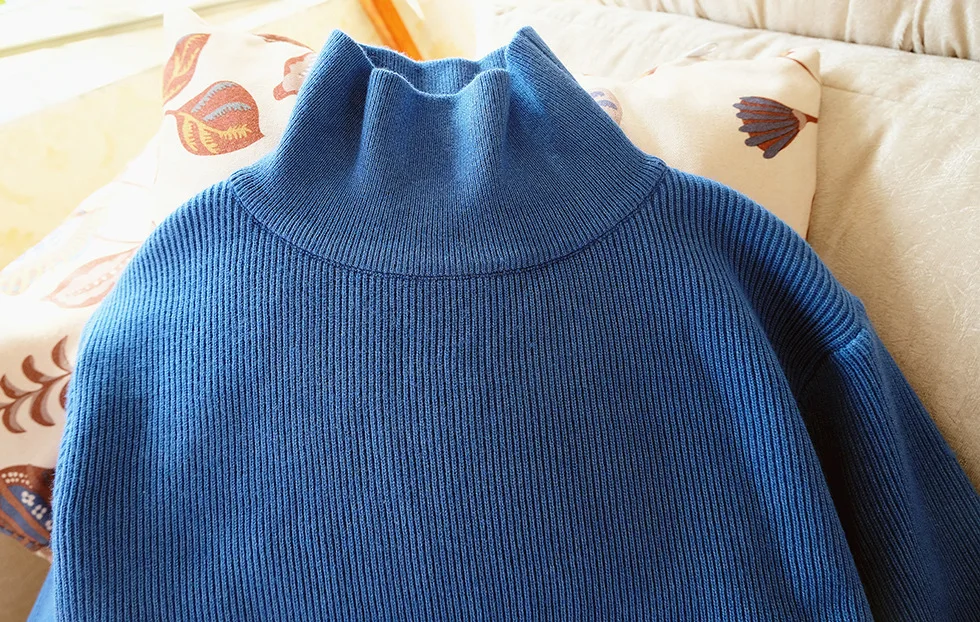 Одинаковые свитера для пар; одежда для семьи; Зимний синий вязаный свитер для мамы и ребенка; одежда для старшей сестры