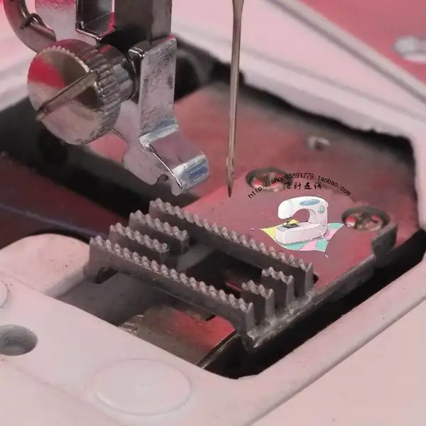 Leap multifunctional household sewing machine to send cloth teeth