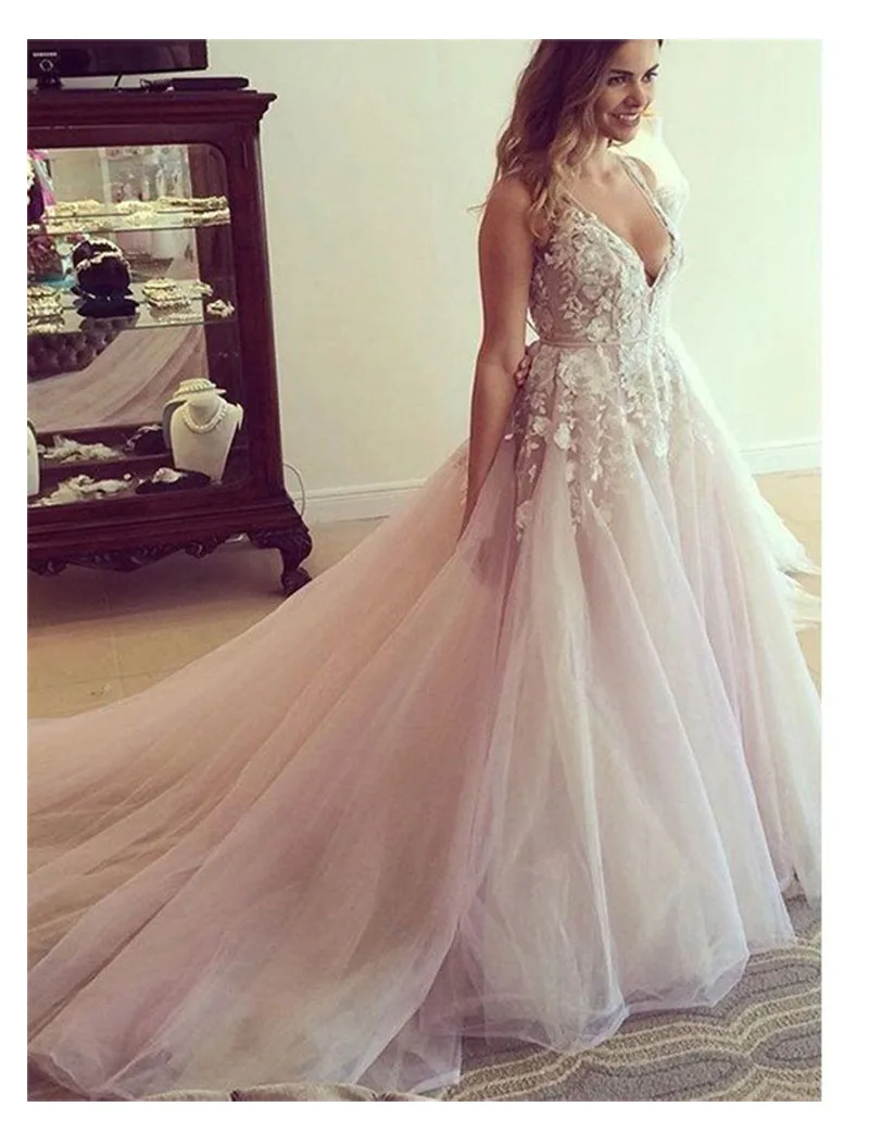 LORIE Boho Trouwjurk 2019 Handgemaakte Bloemen Tulle A-lijn Sexy Backless Strand Bruid Trouwjurk Lange Trein Licht Roze LORIE Boho Trouwjurk 2019 Handgemaakte Bloemen Tulle A-lijn Sexy Backless Strand Bruid Trouwjurk Lange Trein Licht Roze