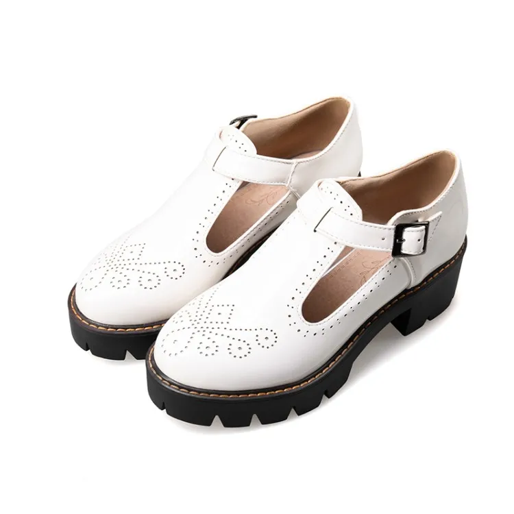 Женские оксфорды с Т-образным ремешком; повседневная обувь с перфорацией типа «броги» на платформе; женская обувь на толстой мягкой подошве в винтажном стиле; женские лакированные туфли-лодочки на высоком квадратном каблуке; D44 - Цвет: White D44