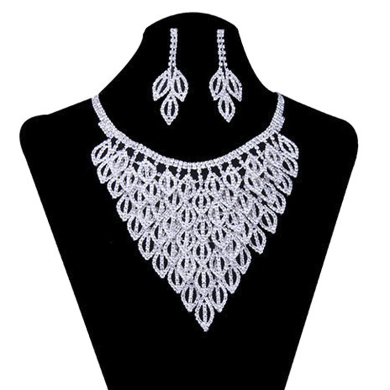 YFJEWE Crystal Necklace Women Rhinestone Pendant Necklace Ribbon Choker Bib Collar Necklace #N084 YFJEWE Crystal Necklace Women Rhinestone Pendant Necklace Ribbon Choker Bib Collar Necklace #N084