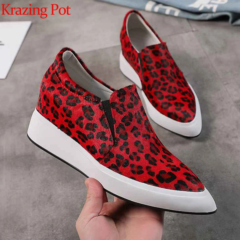 

Krazing Pot 2019 new arrival horsehair slip on big size pointed toe increased sneaker summer leopard prints vulcanized shoes L19
