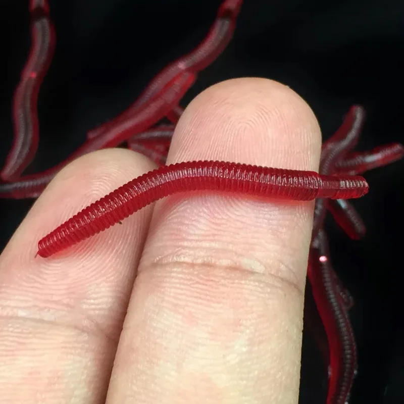 50pcs/lot Artificial Earthworm Fishing Lure 35mm Red Worm Maggot Soft Bait Lifelike Fishy Smell Lures Tackle Red attract 50pcs/lot Artificial Earthworm Fishing Lure 35mm Red Worm Maggot Soft Bait Lifelike Fishy Smell Lures Tackle Red attract