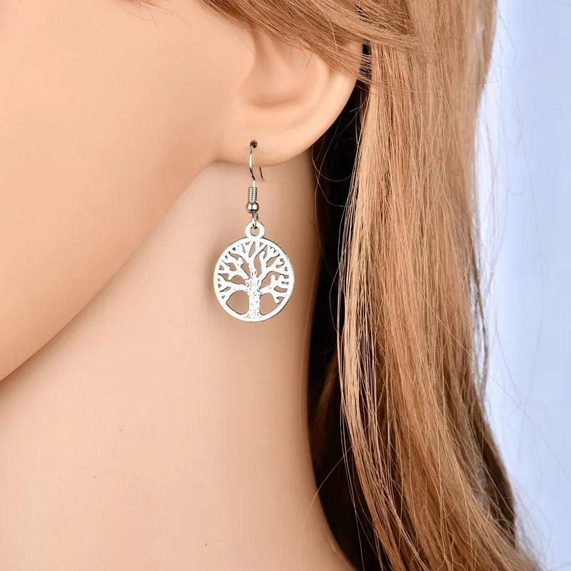 

2019 New 1Pair Vintage Bohemia Ethnic Simple Fashion Hollow Life Tree Design Round Shape Earrings For Women Best Gift