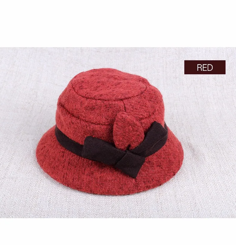 REALBY для женщин берет Cloche Fedora зимняя шапка для кепки с цветком котелок головные уборы фетр топ шляпа Твердые Chapeu YF5005