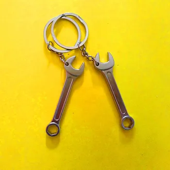 

30 Pcs Mini 2 in 1 tool keychains wrench keyring spanner keychain metal keychain zinc alloy key ring creative keychain