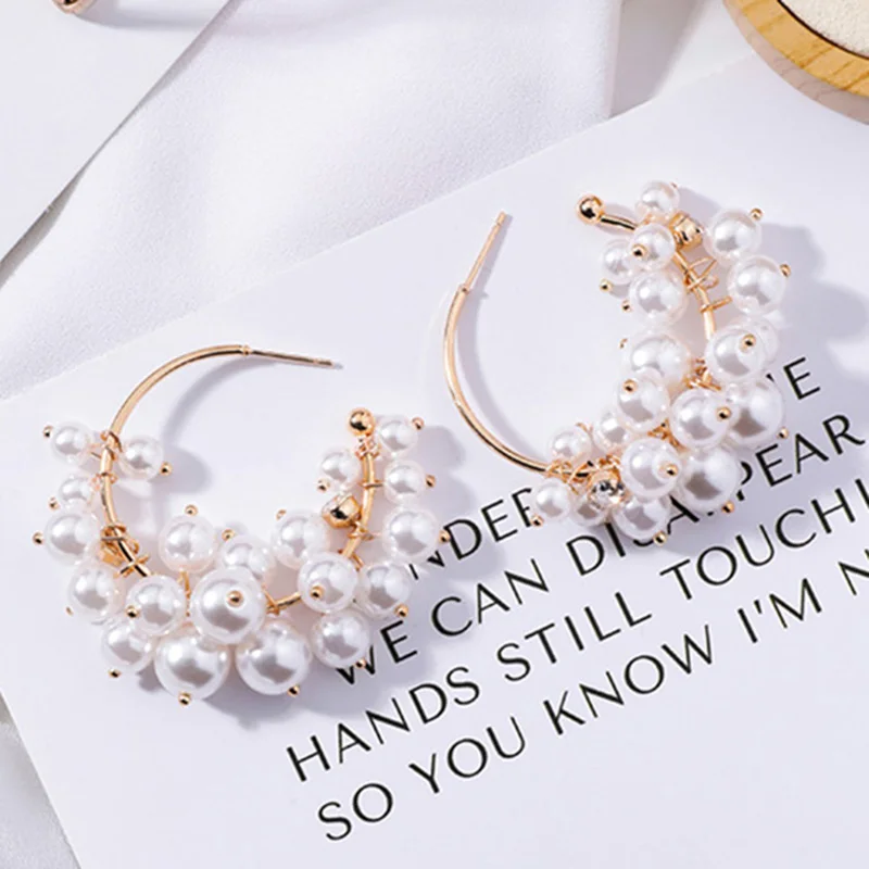 

2018 New Fashion Gold Loop Hoop Earrings With Pearls String Korean Grape Bunch Gold Color Statement Hoops Earrings For Women
