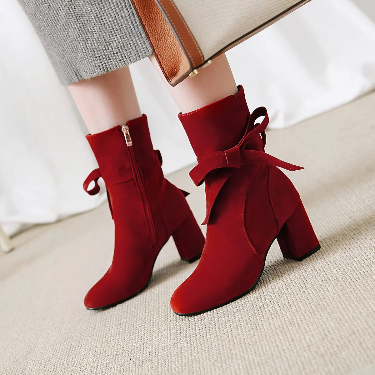 

Fashion Ankle PU Basic Boots Women Round Toe Butterfly-knot Solid Martin Boots High Square Heel Zip Winter Shoes Plus Size