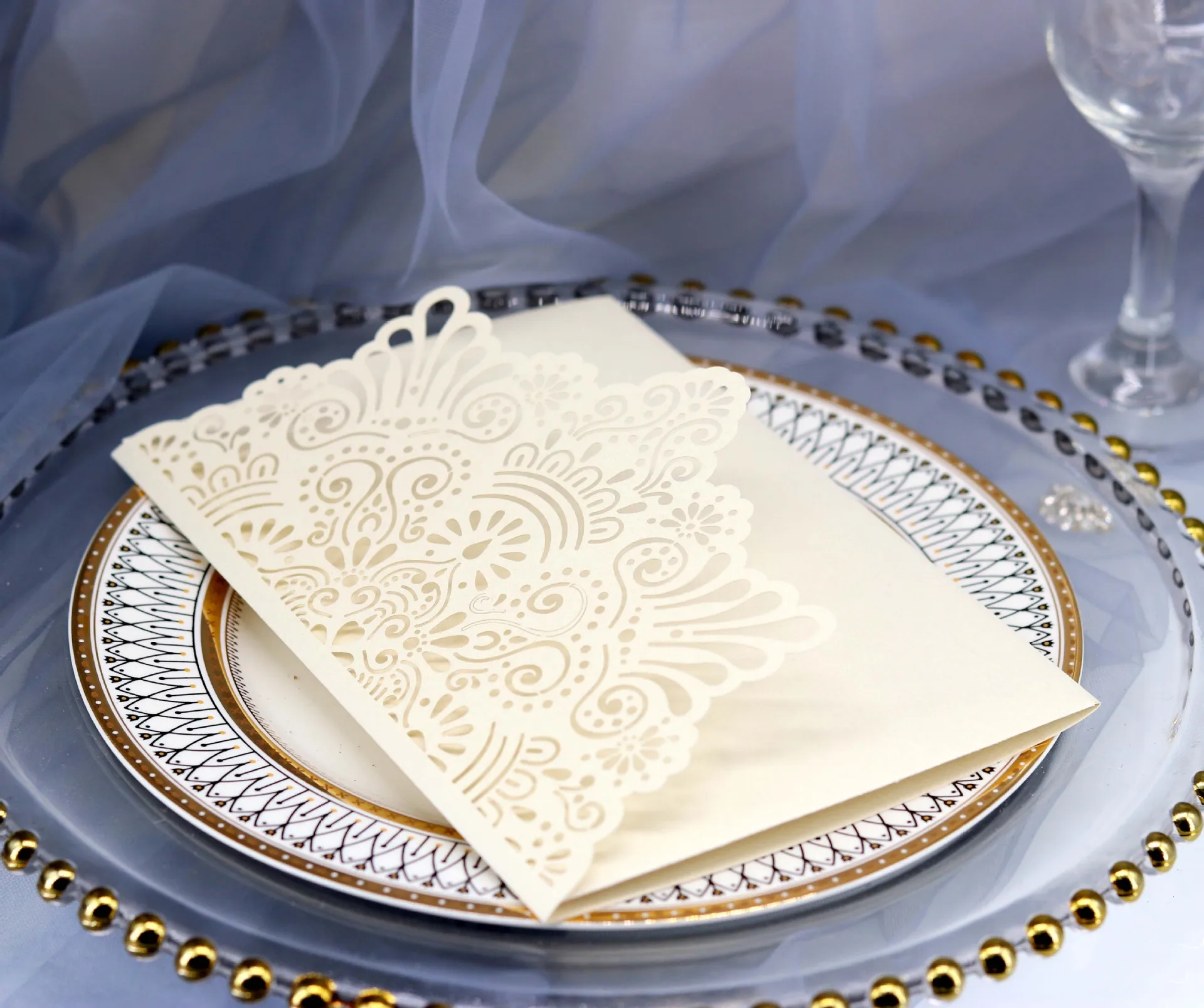  (50 pieces/lot) Star Hotel with Hollow Invitation Laser Invitation Wedding Invitation Blessing Gree - 33050606690