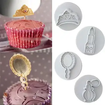 

4Pc/Set Fondant Cookie Cake Cutter mirror crown lipstick Shape Cake Mold Food-Grade Plastic Plunger Mold DIY Kitchen Baking Tool