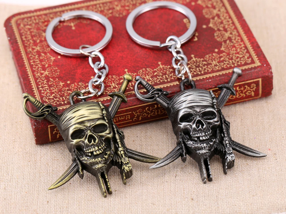 

Gadgets Pirates of the Caribbean Skeleton Pendant Key Chains Silver&Bronze Keychains Key Rings Boy Gift Accessories