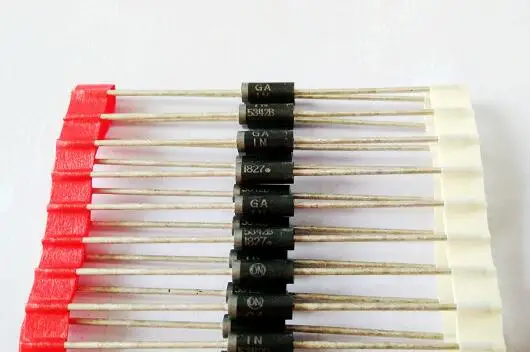 

50pcs/lot 1N5342BRLG 1N5342B 1N5342BG 1N5342 5W 6.8V IN5342B IN5342