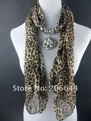 Модные Гламурные леопардовые зерна шарфы для женщин мягко полиэстер для шарф Сплав Кулон головной платок Бесплатная доставка