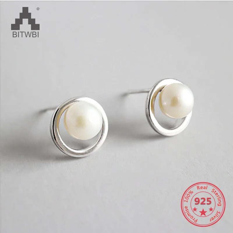 

S925 Sterling Silver Elegant Handmade Geometric Hollow Ring Freshwater Pearl Earrings