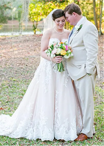 

A-line Wedding Dresses 2019 Pastel Nude Pink Sweetheart With Lace Appliques Sweep train Plus Size Bridal Gowns Vestidos de Novia