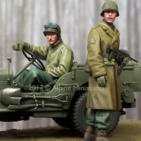 

1/35 Scale WW2 US Sergeant 2 Person World War II Miniatures Unpainted Resin Model Kit Figure Free Shipping