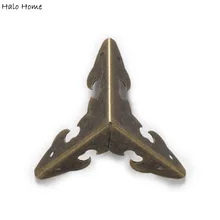 10 шт Античная бронзовая Полые украшение для багажа защитные Угловые Деревянный чехол декоративная настольная коробка сумки сбоку 30 мм 10 шт Античная бронзовая Полые украшение для багажа защитные Угловые Деревянный чехол декоративная настольная коробка сумки сбоку 30 мм