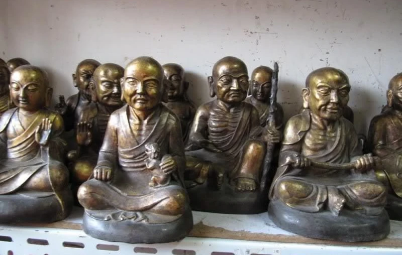 

9"China Folk temple classical Bronze Eighteen Disciples of the Buddha arhat Set